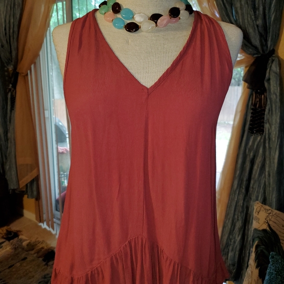 Razor Back Ruffled Tunic - Picture 2 of 5